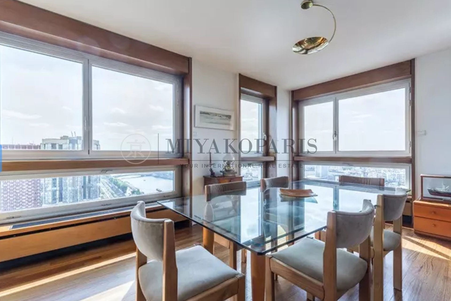 04_miyakoparis_frontdeseine_beaugrenelleparis_beaugrenelle_appartementfrontdeseine_appartementdarchitecte